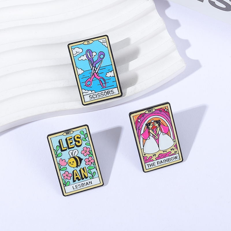 Pins tarot lesbiens dont The Rainbow